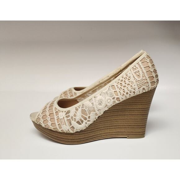 Universal Thread Women's Fabric Peep Toe Wedge Platform Heel Shoes Beige 8W - Picture 3 of 14